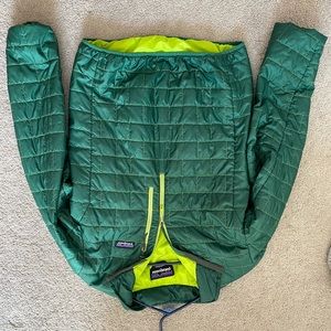 Mens smalls green thin puffer